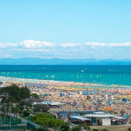 Апартаменты Find Peace Near The Sea In Our Welcoming Flat