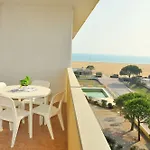 דירה Find Peace Near The Sea In Our Welcoming Flat *