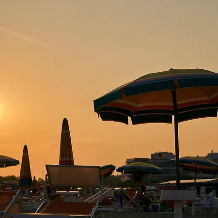 Find Peace Near The Sea In Our Welcoming Flat Apartment